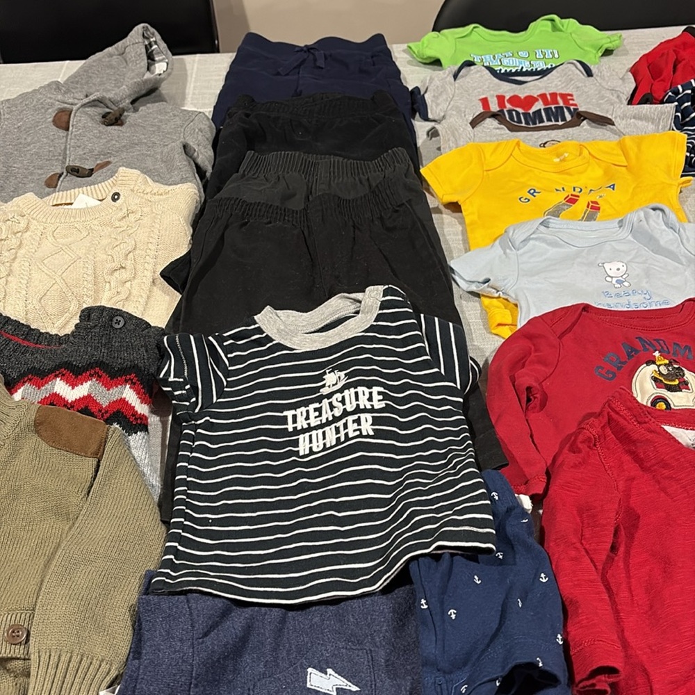 Boy clothes bundle - Picture 4 of 8